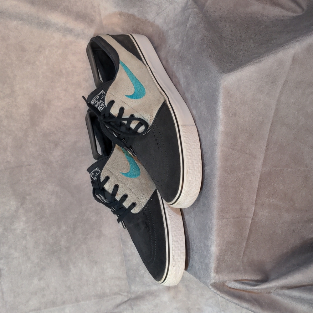 Nike SB Skateboarding Stefan Janoski